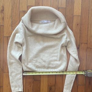 Urban Outfitter, Silence & Noise Sweater, Cowl or off-Shoulder, size small